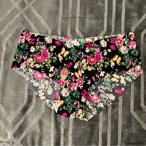 NWT VS Hipster Panties